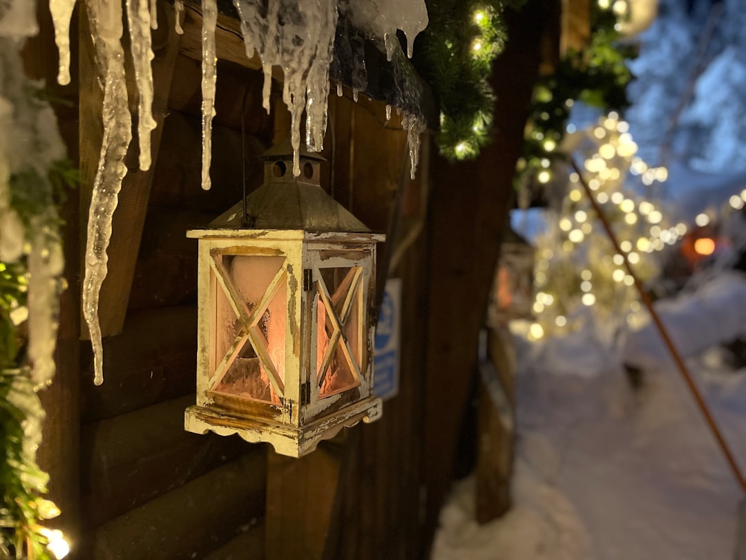 Rustic Farmhouse Floor Lamp: A Cozy Addition to Your Home